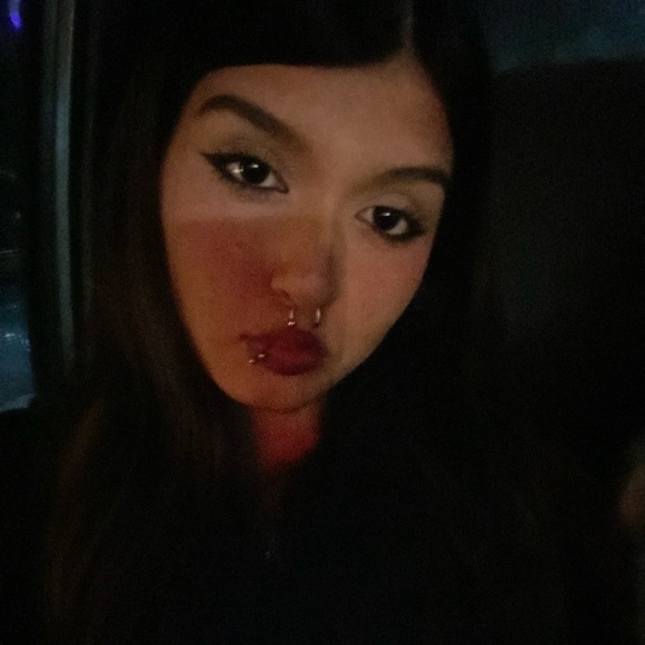 Meet your Posher, Jackie - Picture 1 of 1